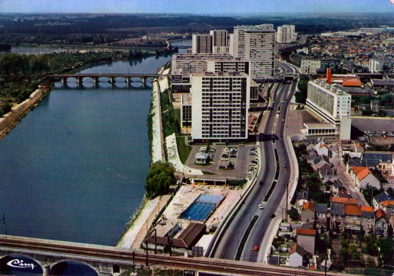 piscine-des-rives-du-cher