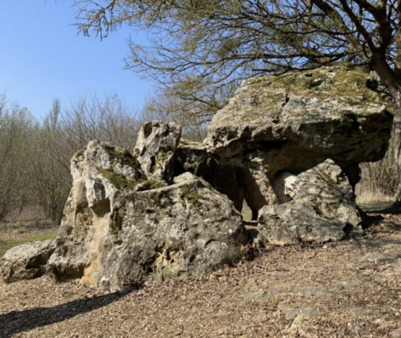 dolmen-de-le-pierre-chaude